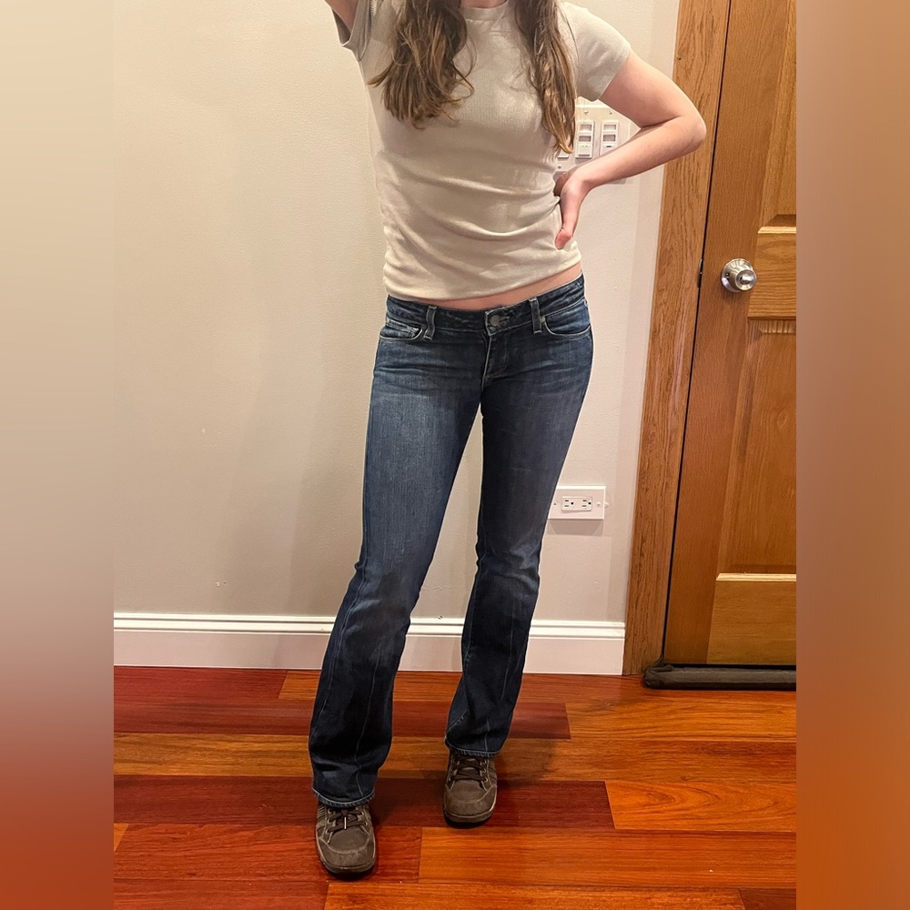 PAIGE LAUREL CANYON flared jeans Sz. 27.🌹